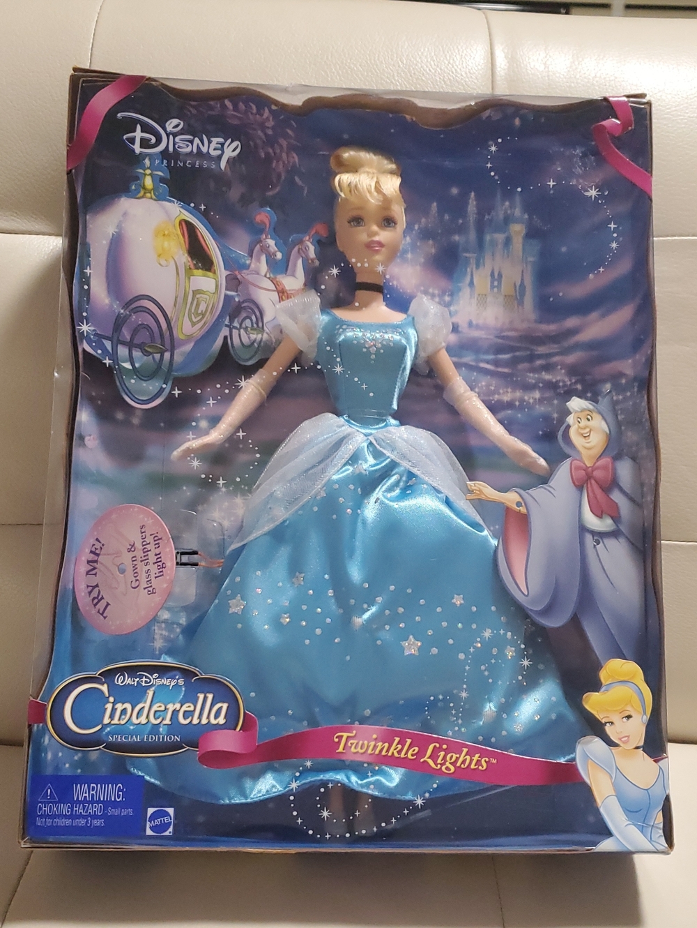 Disney Cinderella Twinkle Lights Doll - Blue and White Gown